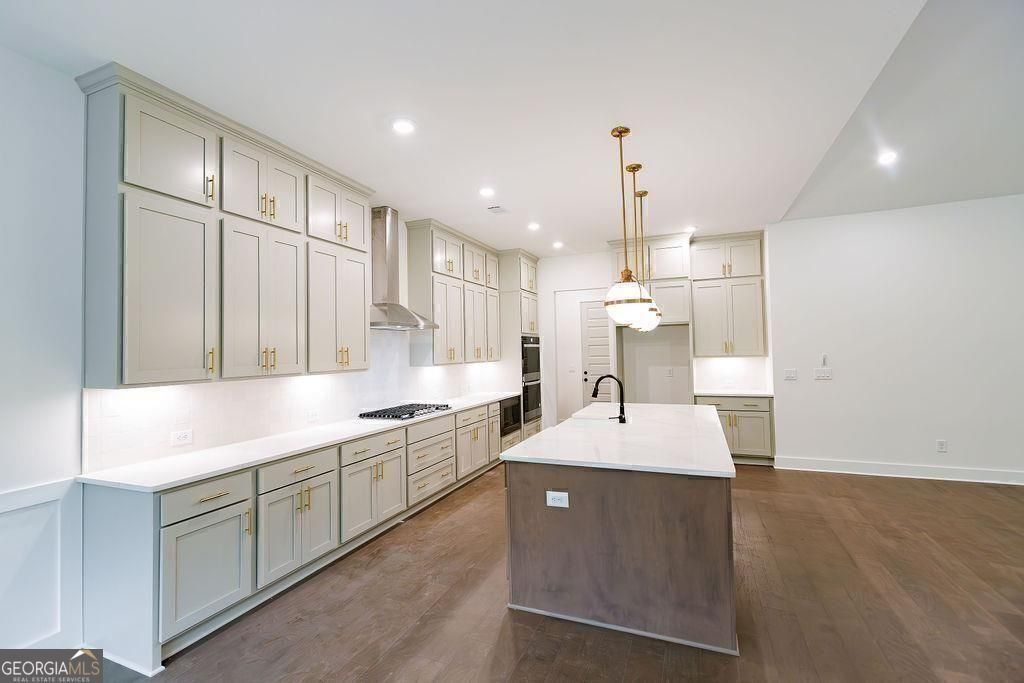 8420 Creekside Overlook Drive Gainesville GA 30506