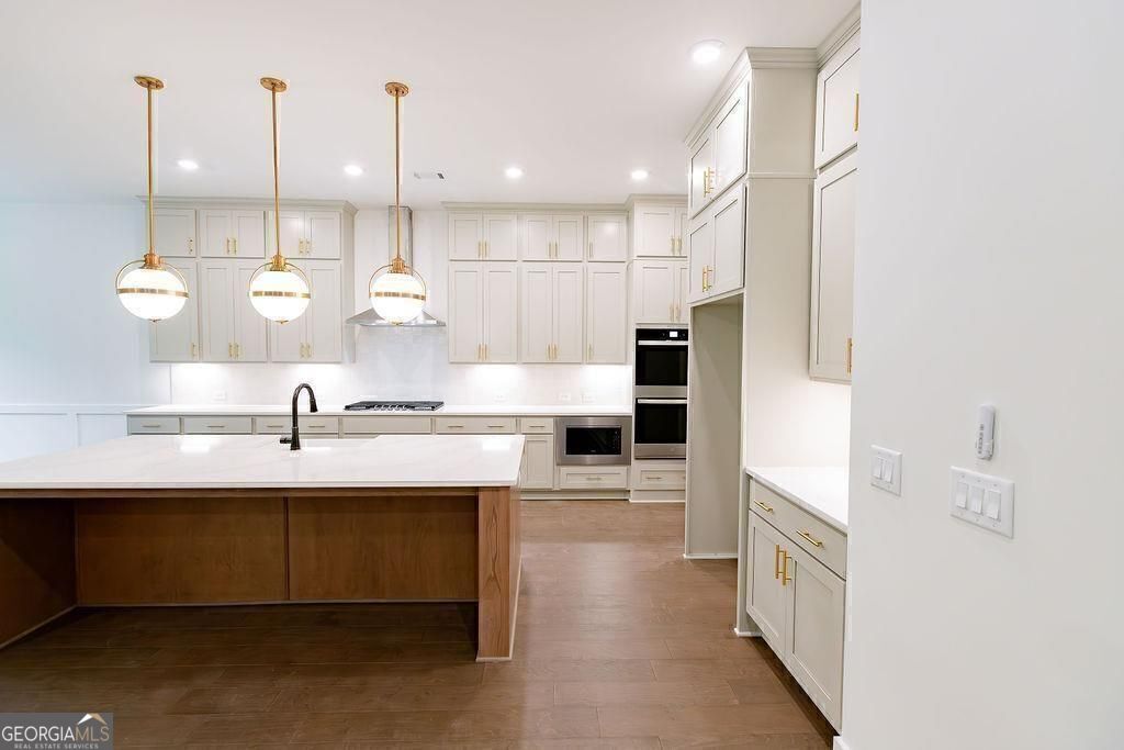 8420 Creekside Overlook Drive Gainesville GA 30506