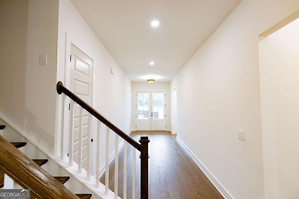 8420 Creekside Overlook Drive Gainesville GA 30506