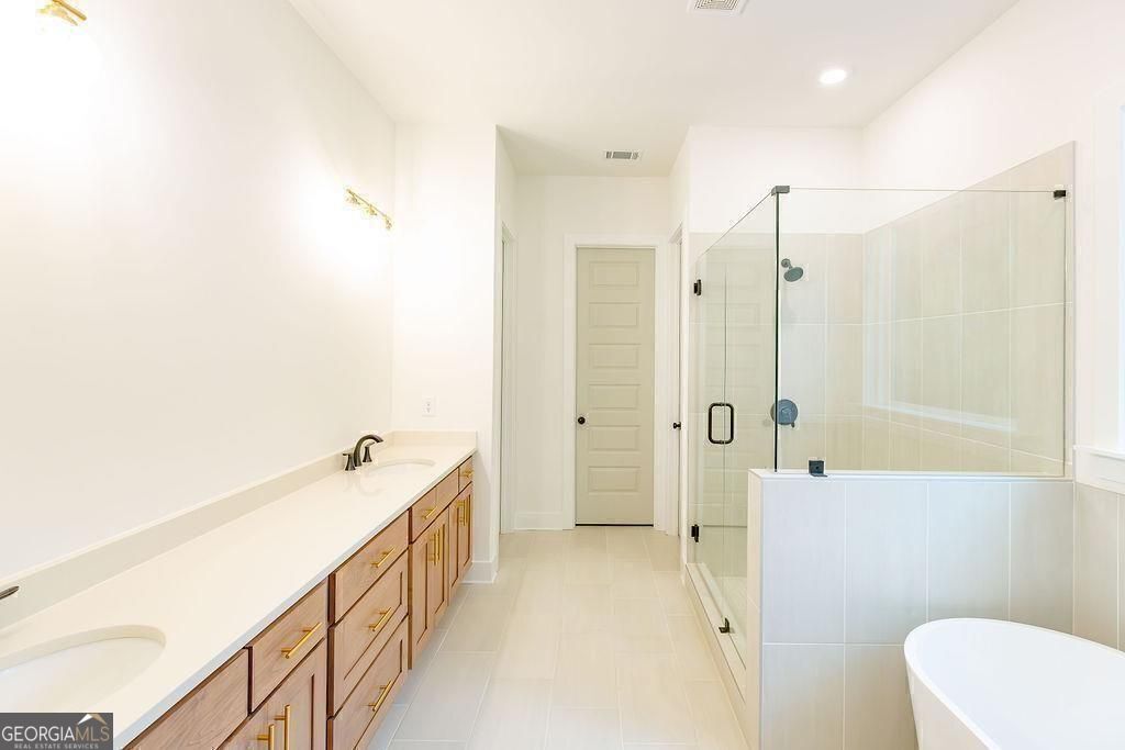 8420 Creekside Overlook Drive Gainesville GA 30506