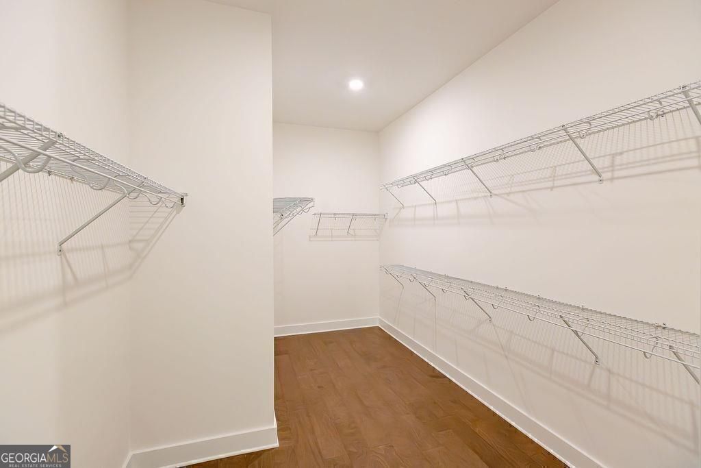 8420 Creekside Overlook Drive Gainesville GA 30506