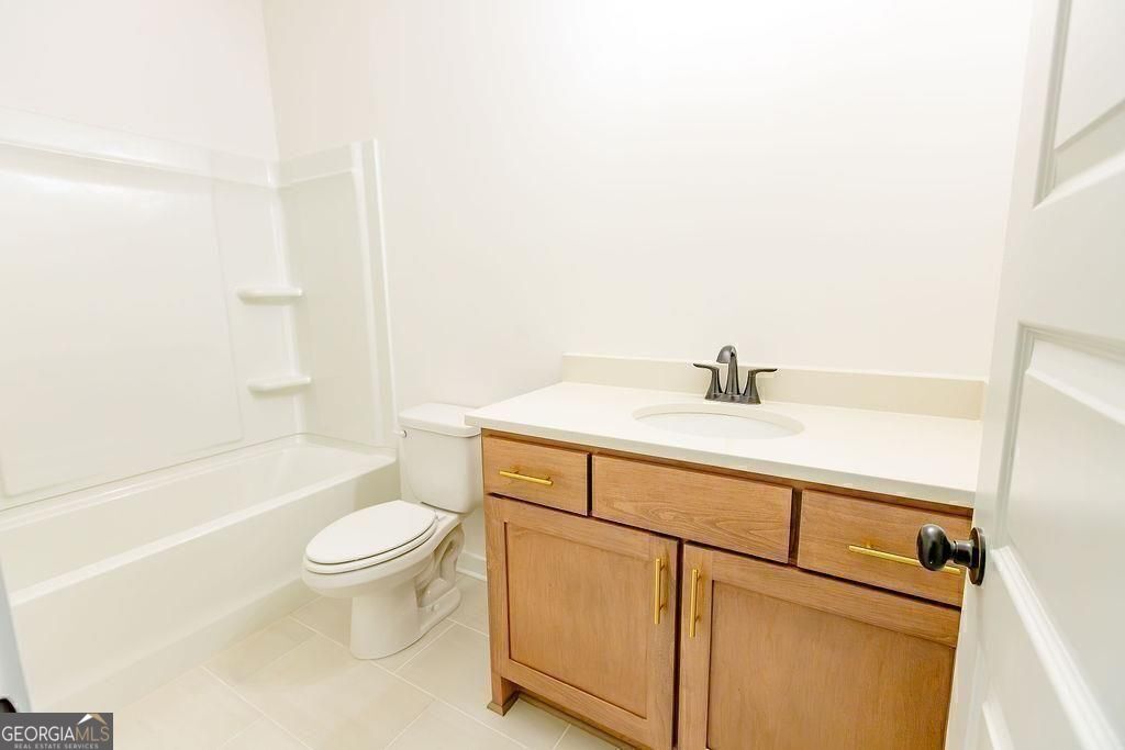 8420 Creekside Overlook Drive Gainesville GA 30506