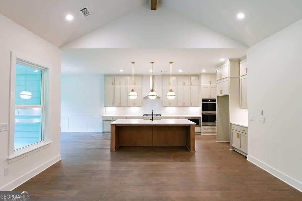 8420 Creekside Overlook Drive Gainesville GA 30506