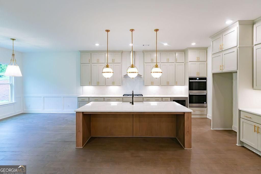 8420 Creekside Overlook Drive Gainesville GA 30506