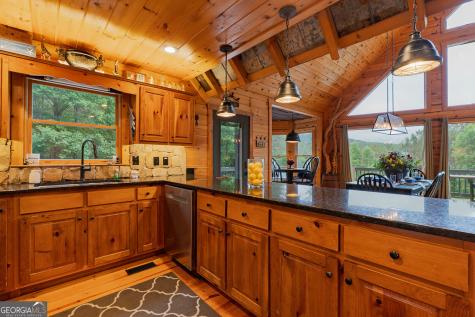 55 Ridge Top Drive Ellijay GA 30536