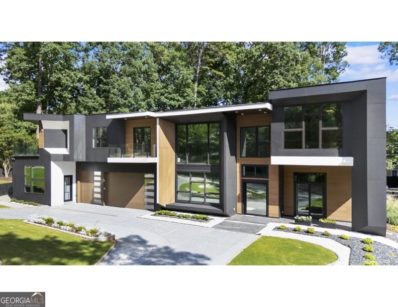 2401 NE Greenglade Atlanta GA 30345