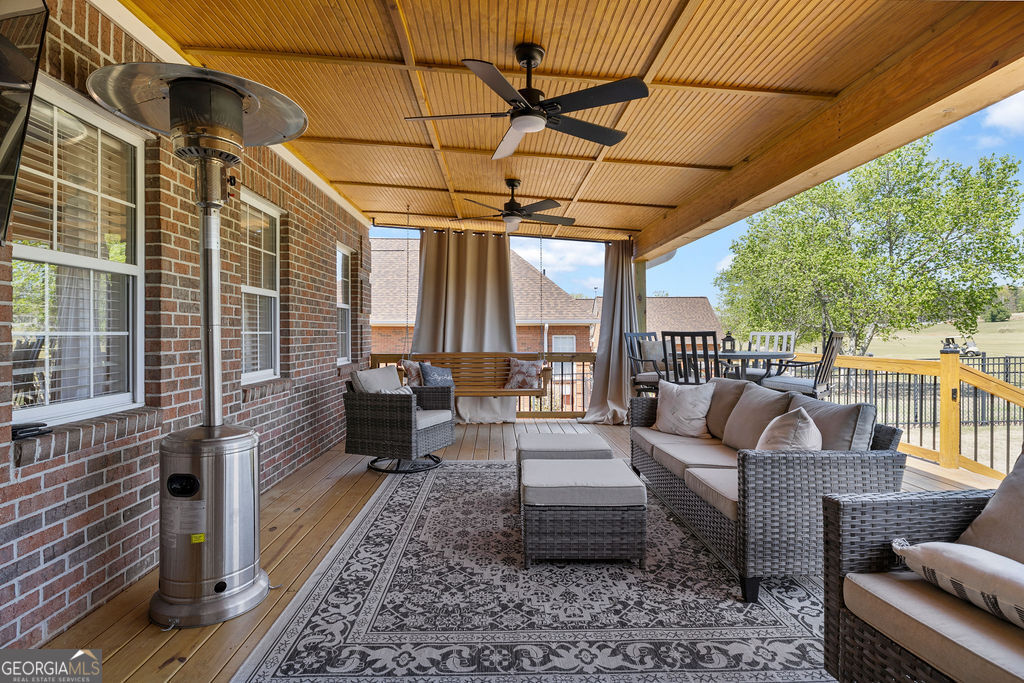 140 W Meadow Lakes Boulevard Cedartown GA 30125