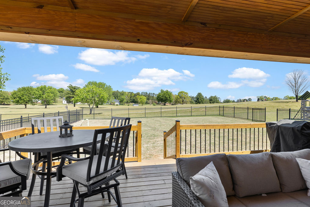 140 W Meadow Lakes Boulevard Cedartown GA 30125