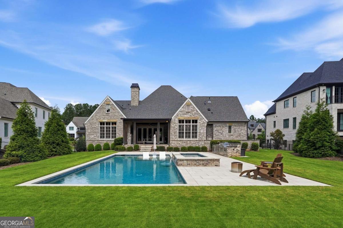 4871 Hanalei Hollow Suwanee GA 30024
