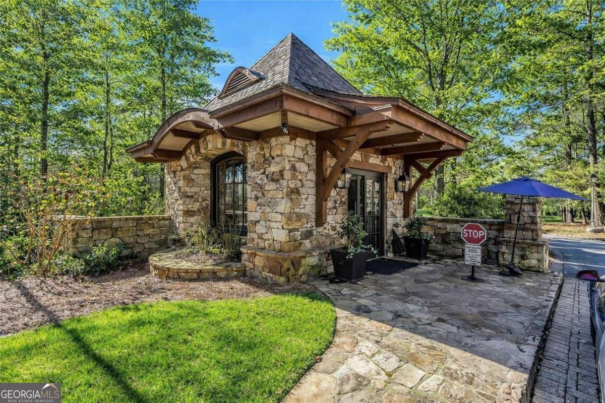 4871 Hanalei Hollow Suwanee GA 30024