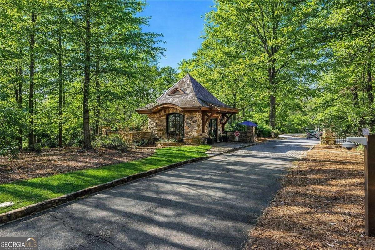 4871 Hanalei Hollow Suwanee GA 30024