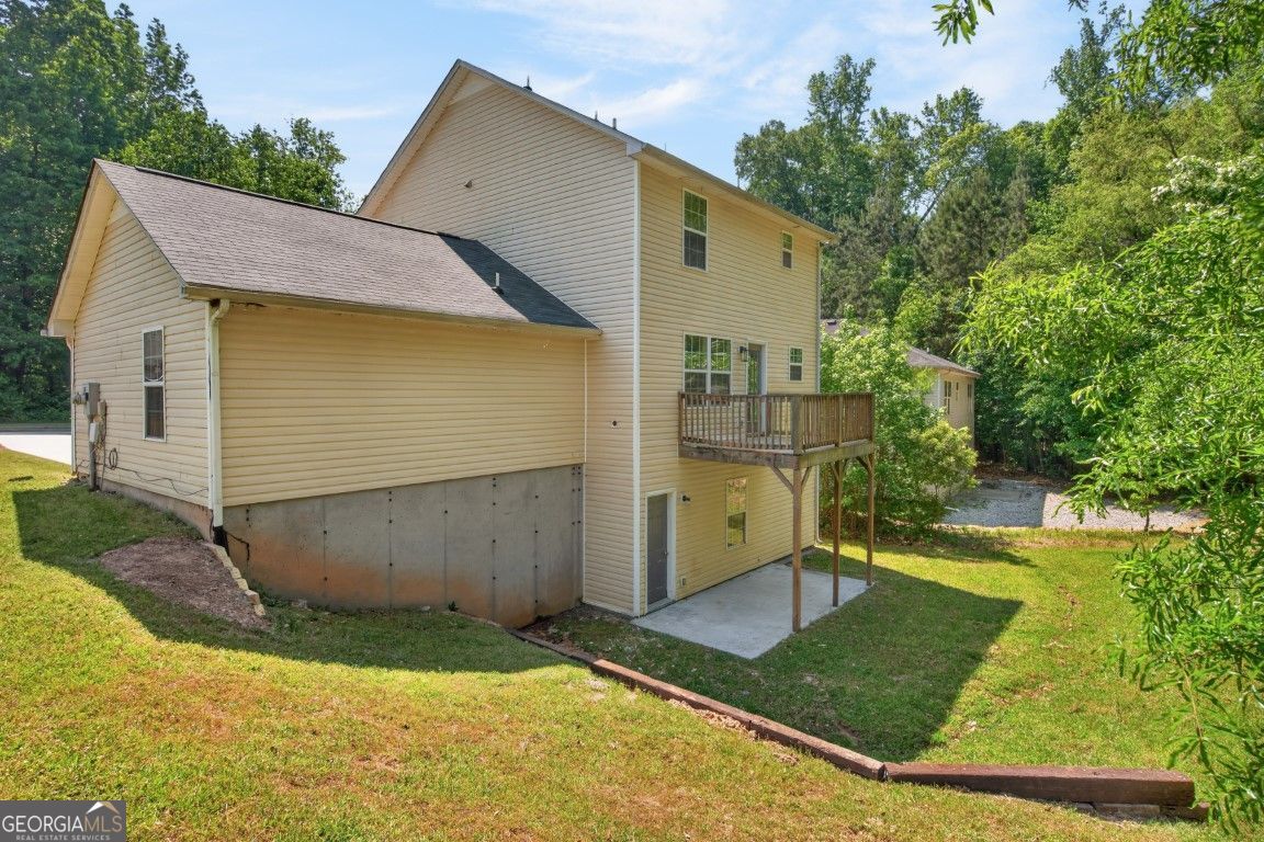 1424 Steam Engine Way NE Conyers GA 30013