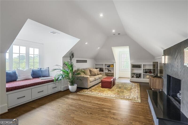 219 Little John Trail NE Atlanta GA 30309