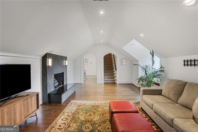 219 Little John Trail NE Atlanta GA 30309