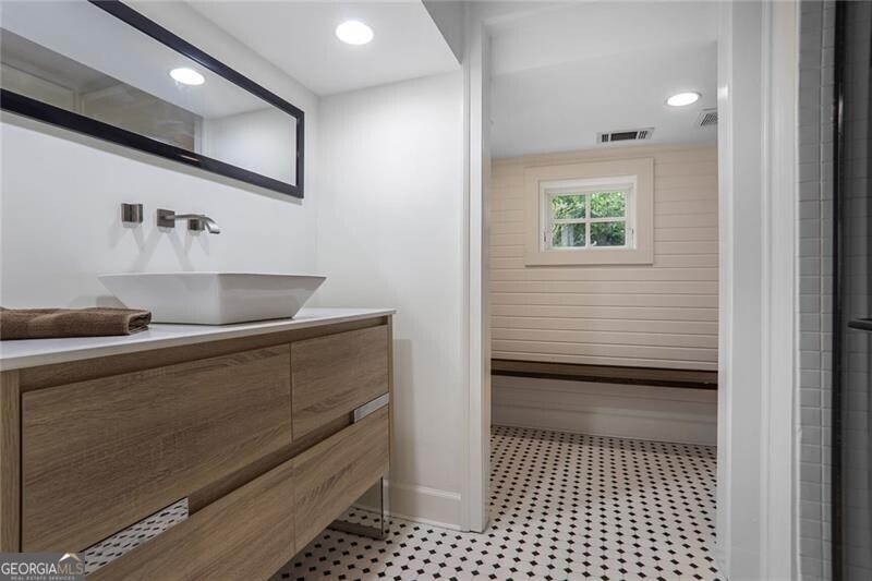 219 Little John Trail NE Atlanta GA 30309