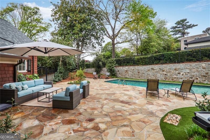 219 Little John Trail NE Atlanta GA 30309