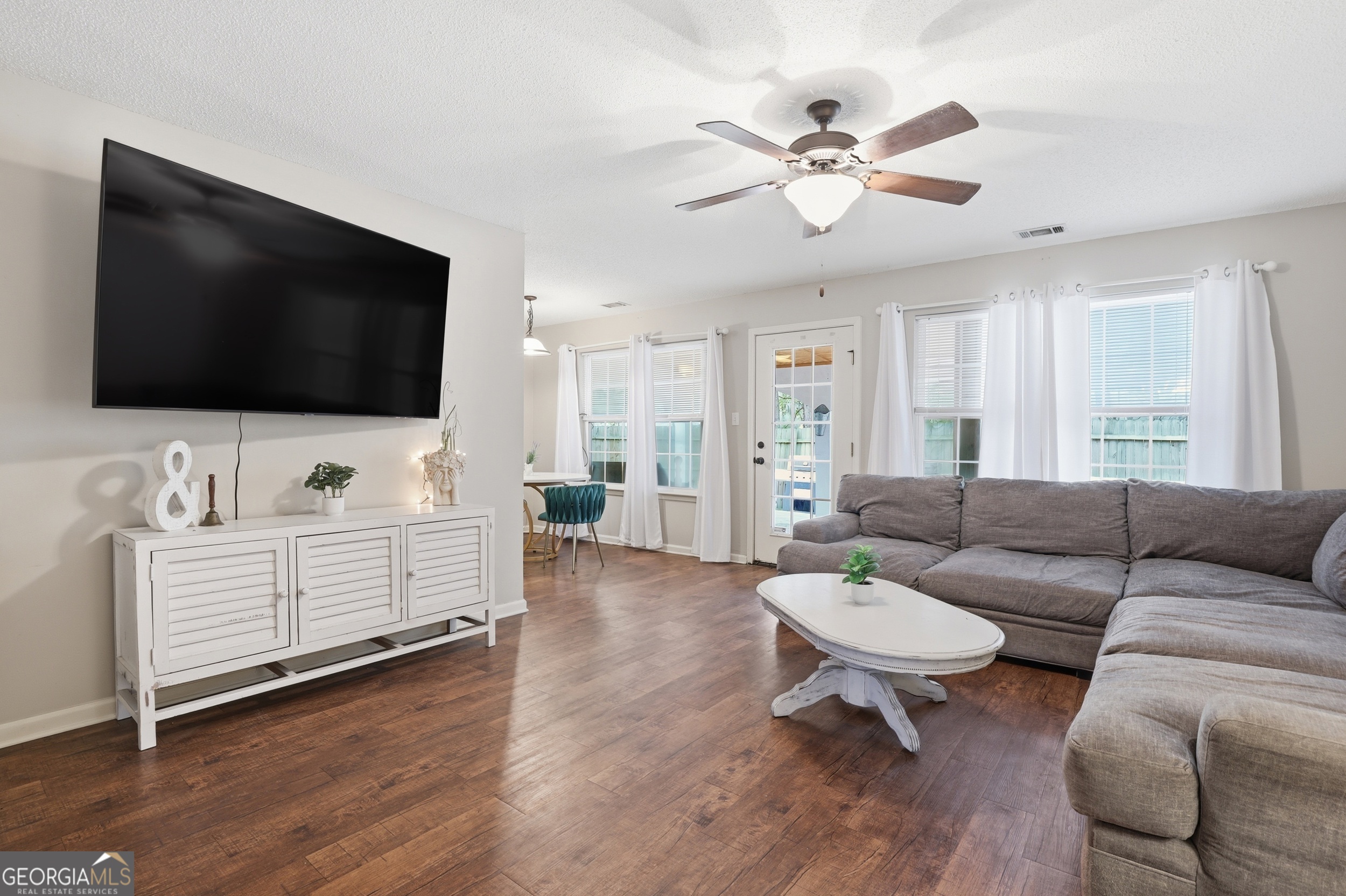 100 Poolside Lane Savannah GA 31405