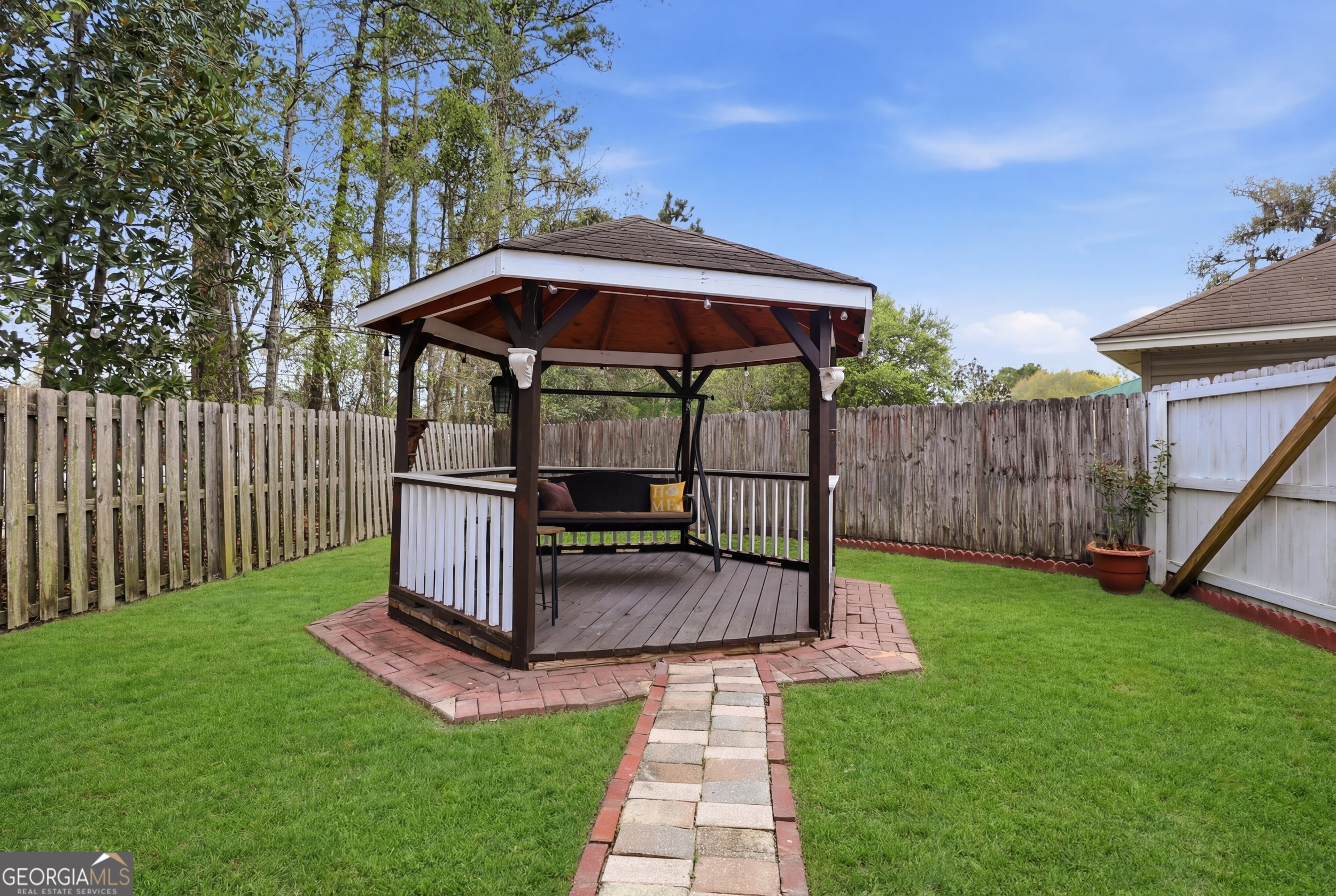 100 Poolside Lane Savannah GA 31405