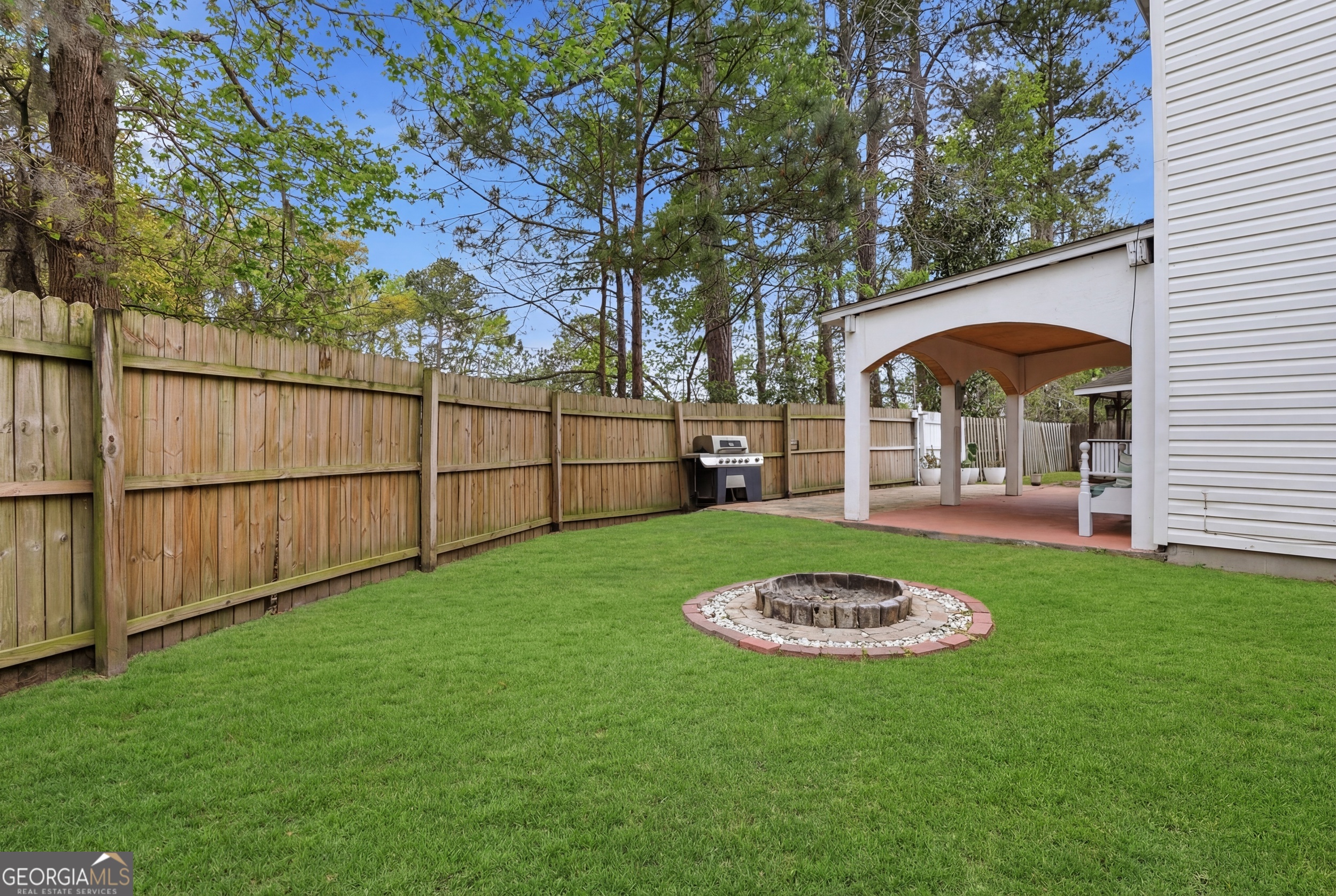 100 Poolside Lane Savannah GA 31405