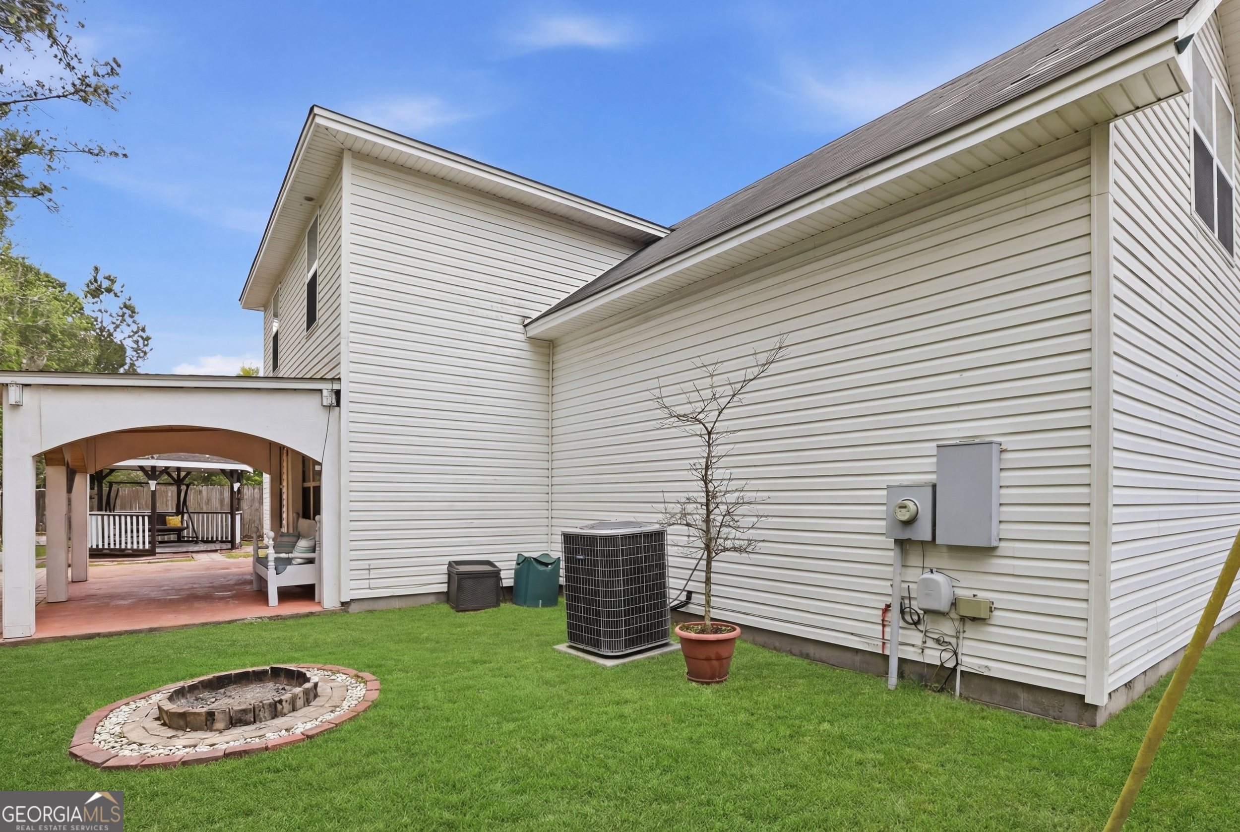 100 Poolside Lane Savannah GA 31405