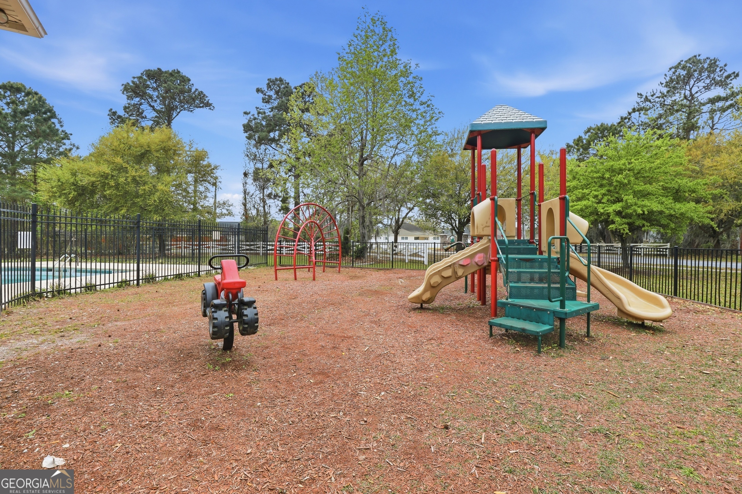 100 Poolside Lane Savannah GA 31405