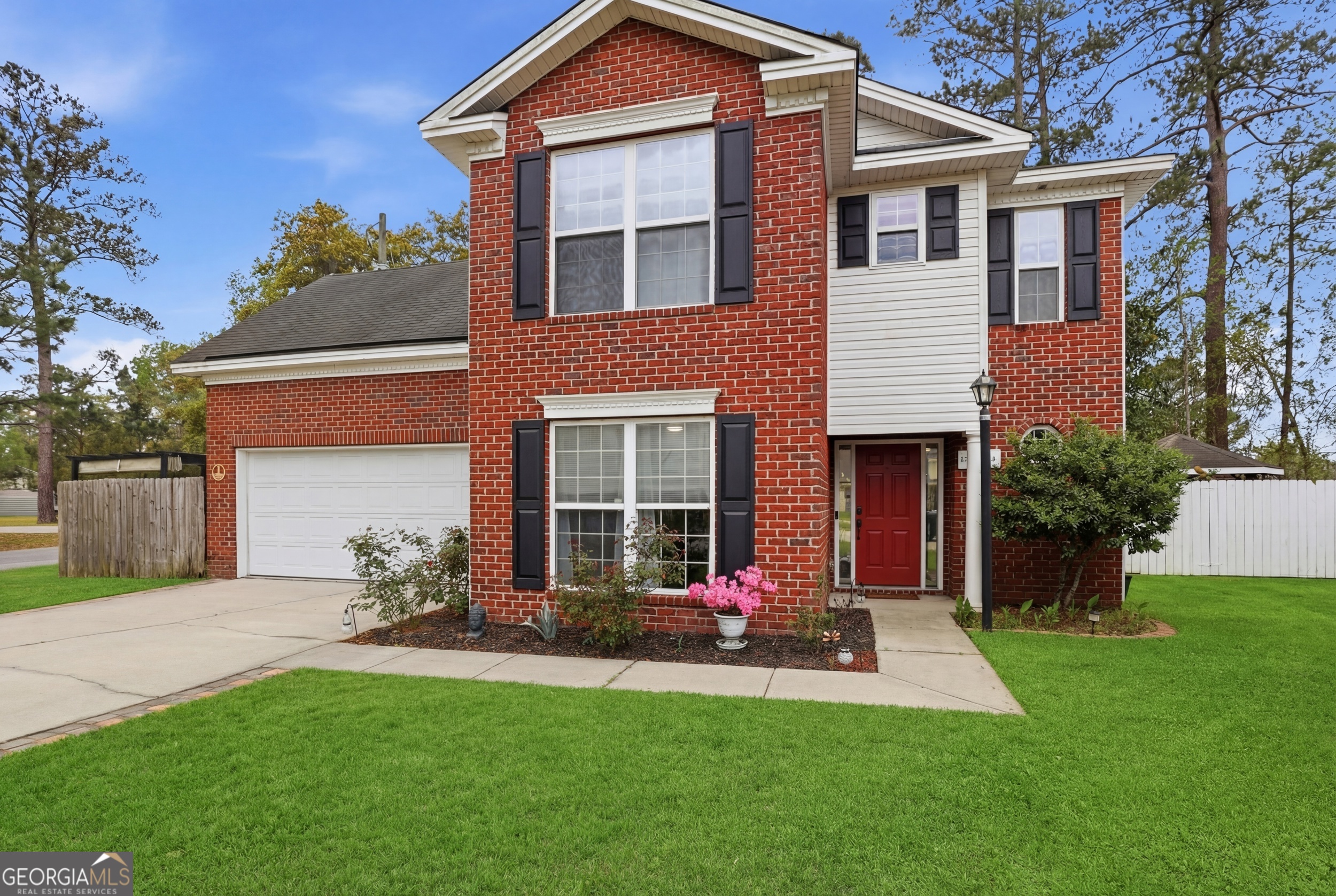 100 Poolside Lane Savannah GA 31405