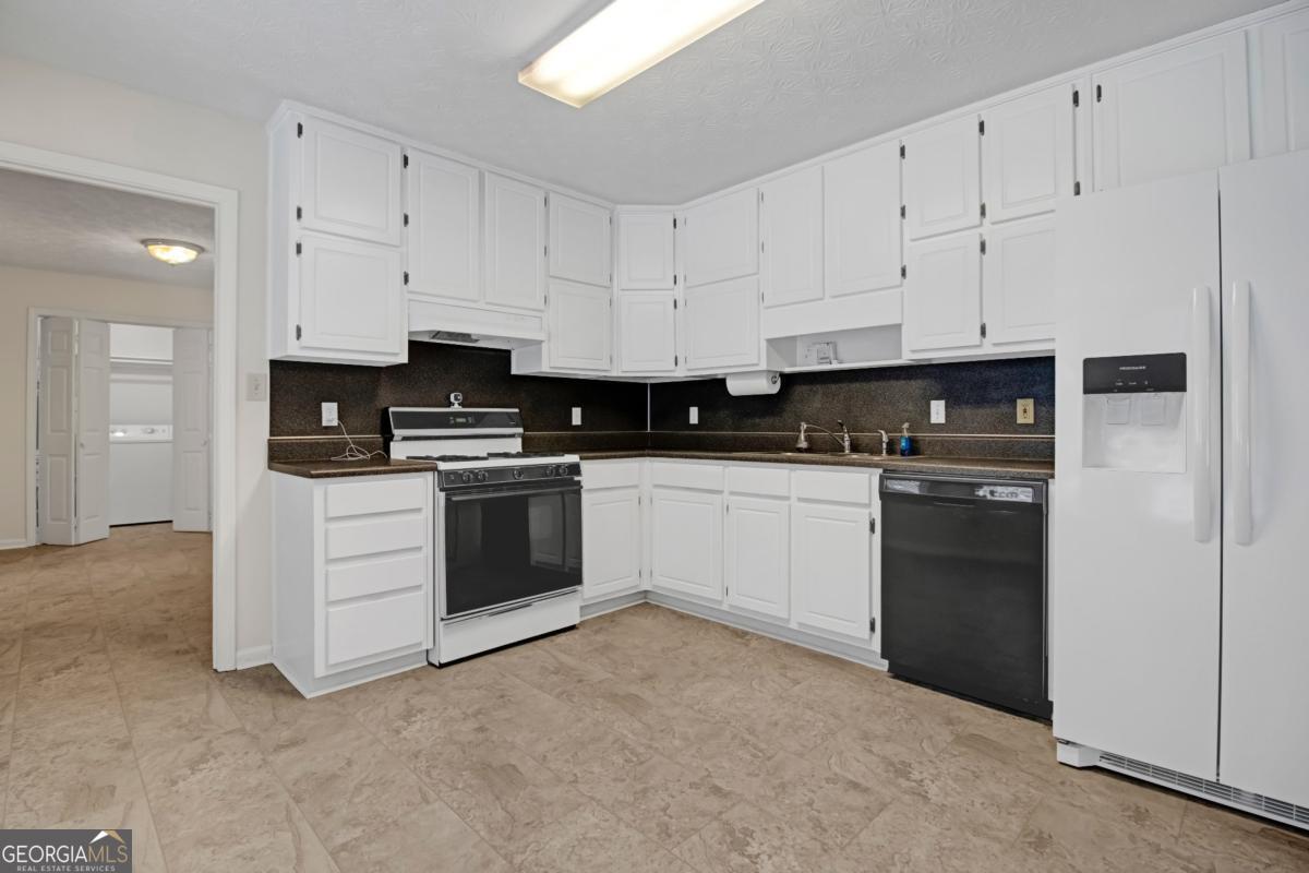145 Deer Ridge Court Mcdonough GA 30252