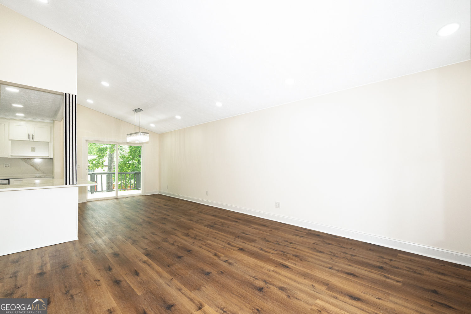 10175 Old Woodland Entry Johns Creek GA 30022