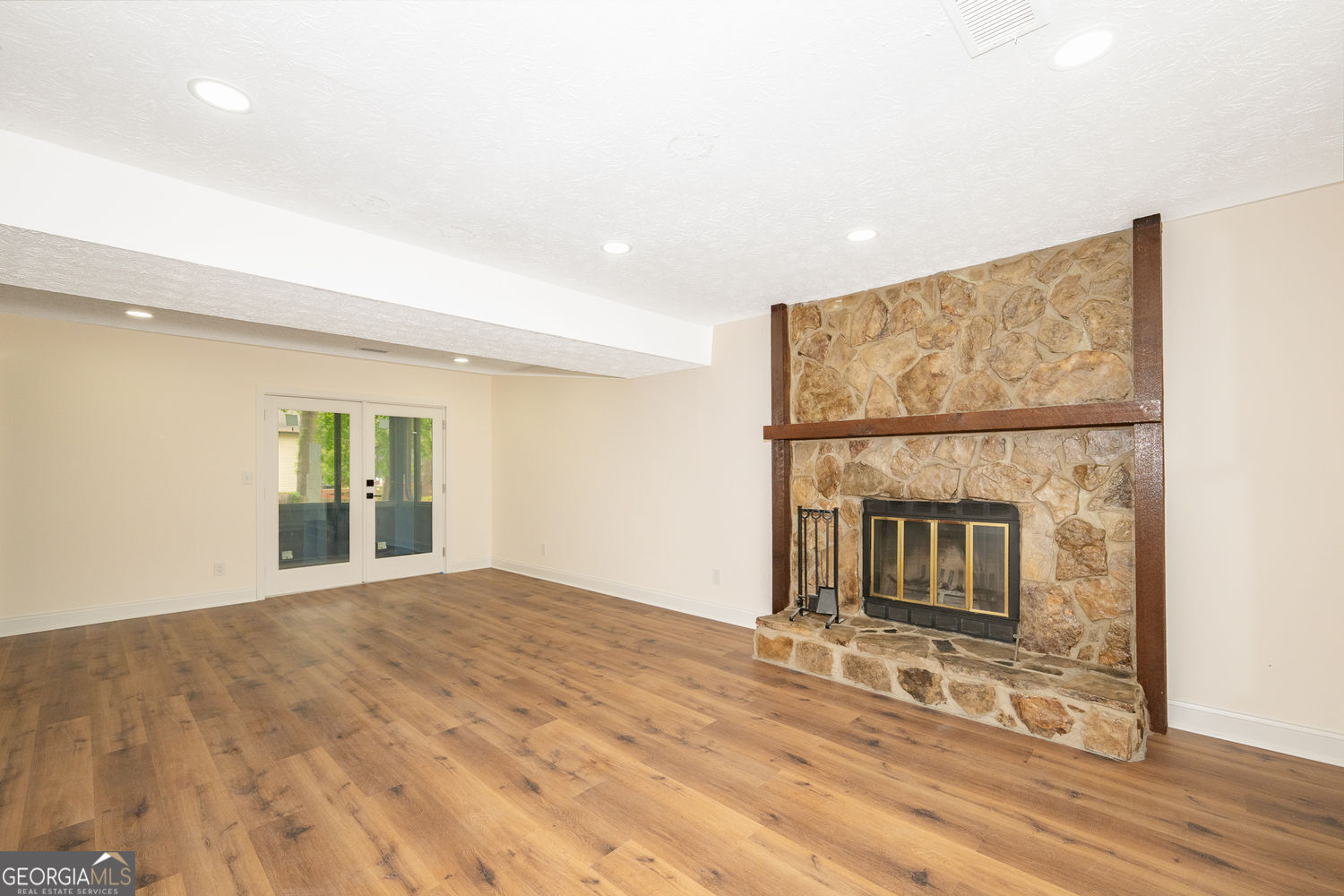 10175 Old Woodland Entry Johns Creek GA 30022