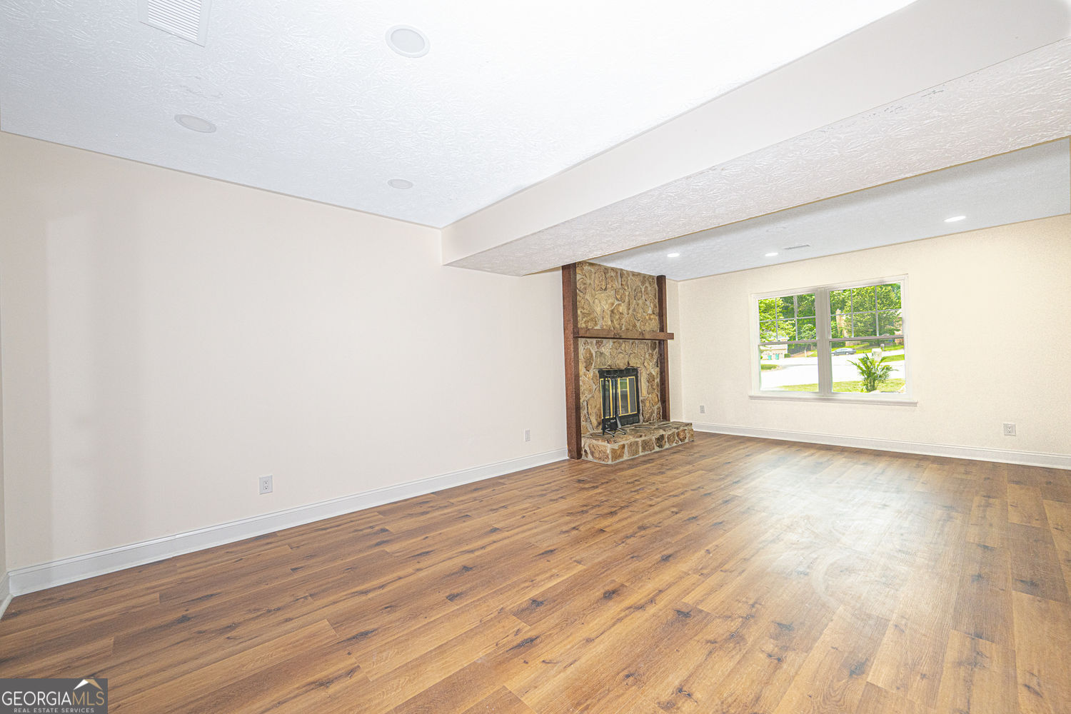 10175 Old Woodland Entry Johns Creek GA 30022