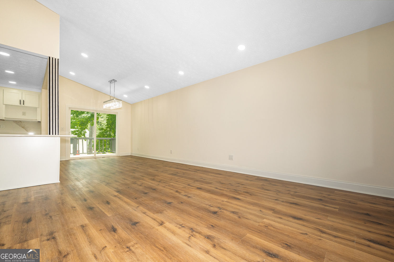 10175 Old Woodland Entry Johns Creek GA 30022
