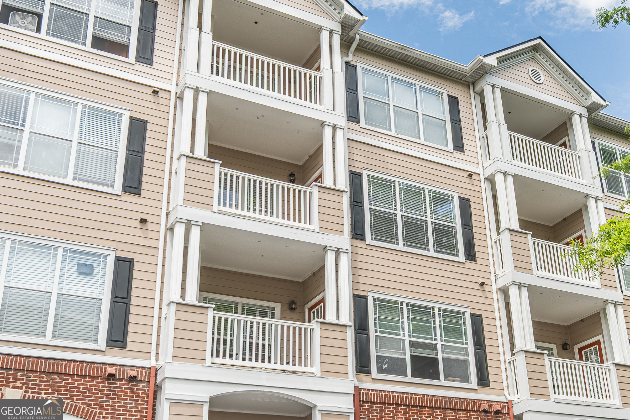 4333 Dunwoody Park Atlanta GA 30338