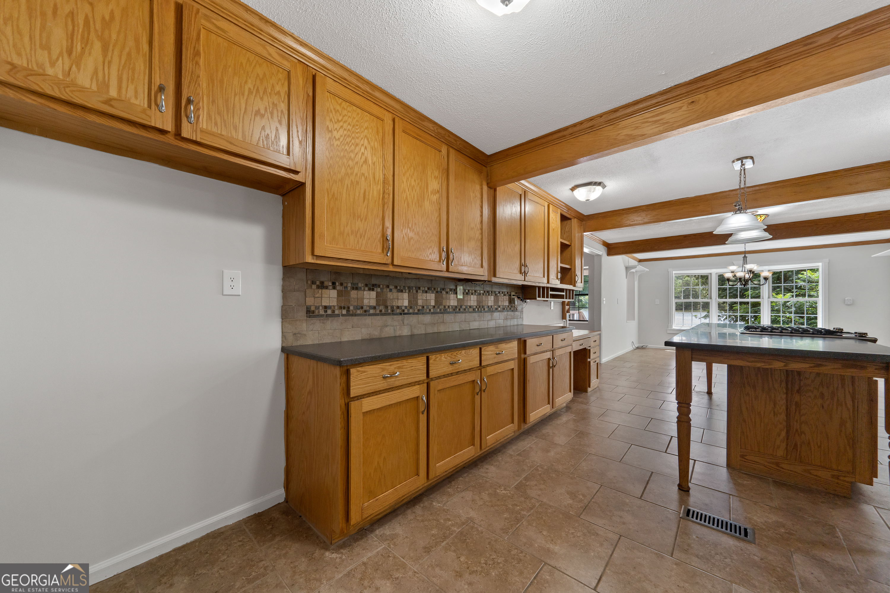 274 S Steel Bridge Road Eatonton GA 31024