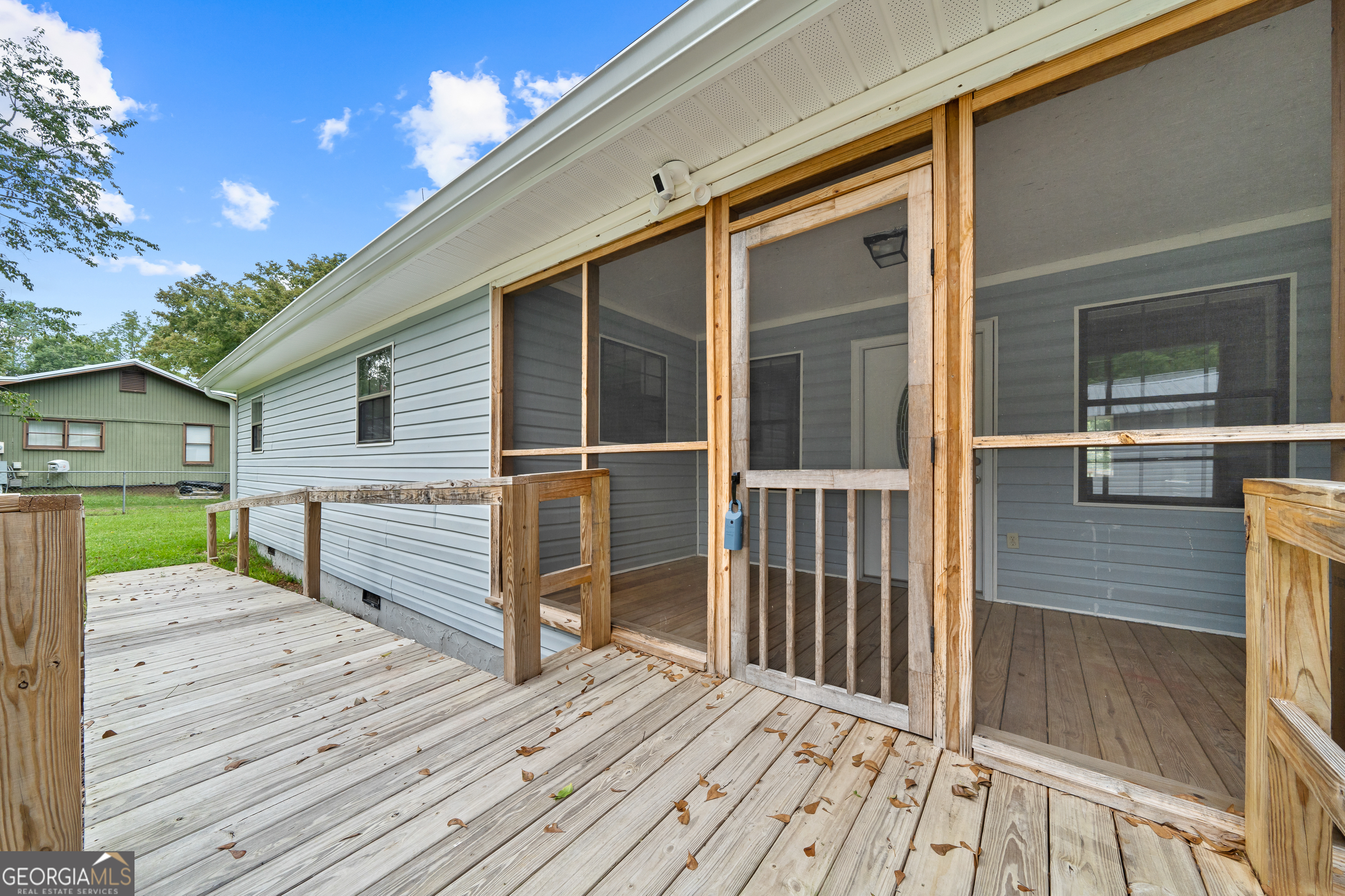 274 S Steel Bridge Road Eatonton GA 31024