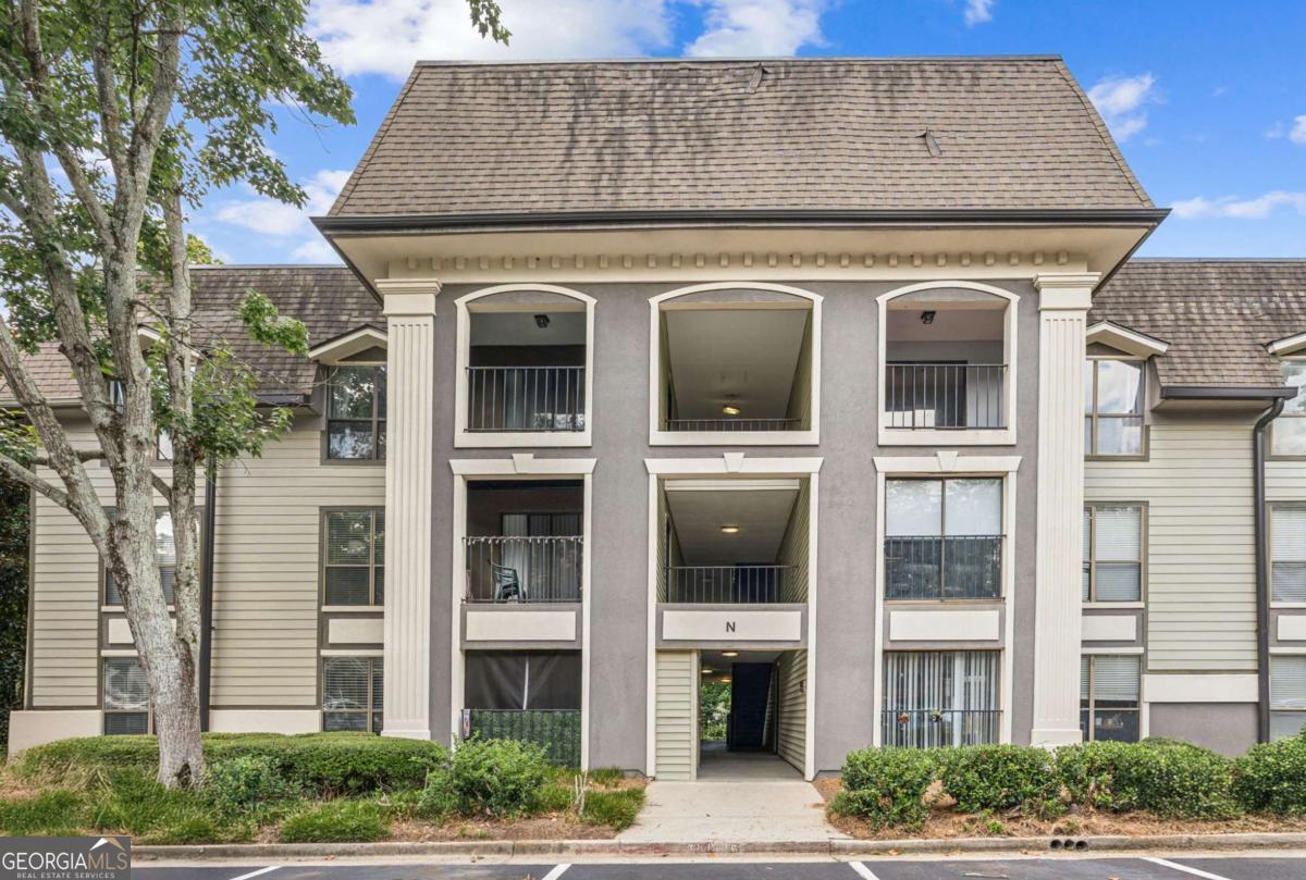 2657 Lenox Road NE Atlanta GA 30324
