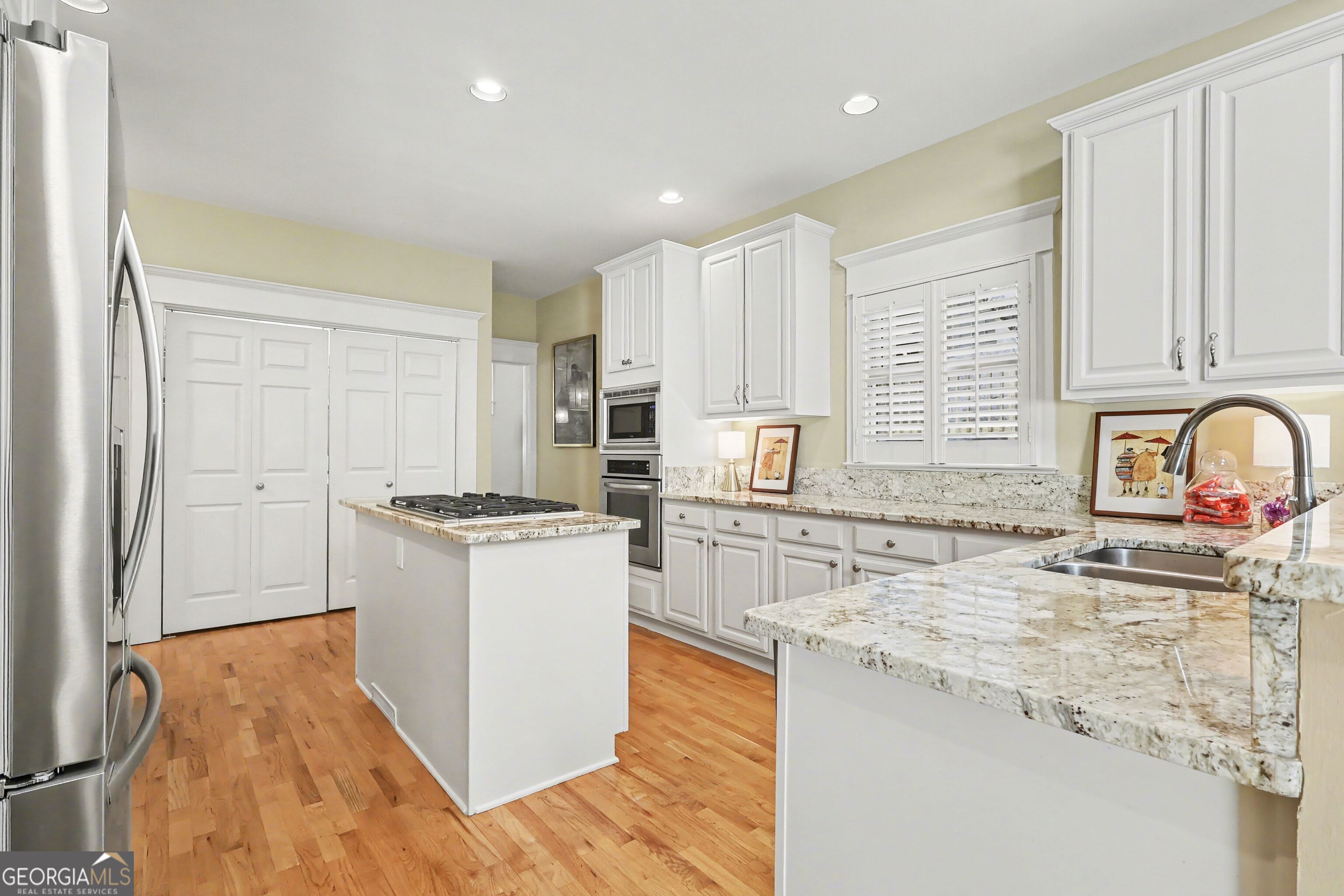 827 Highland Terrace NE Atlanta GA 30306