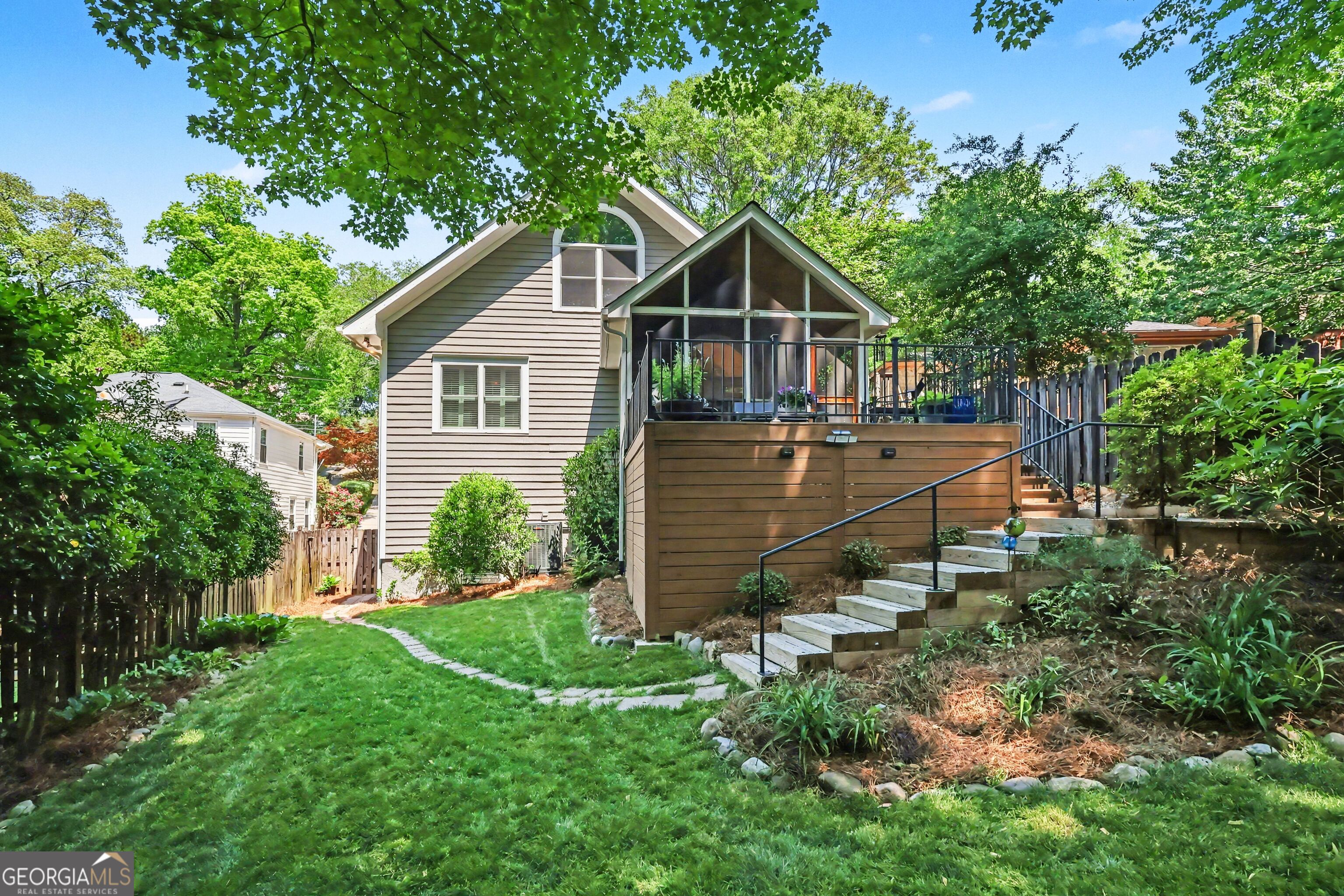 827 Highland Terrace NE Atlanta GA 30306