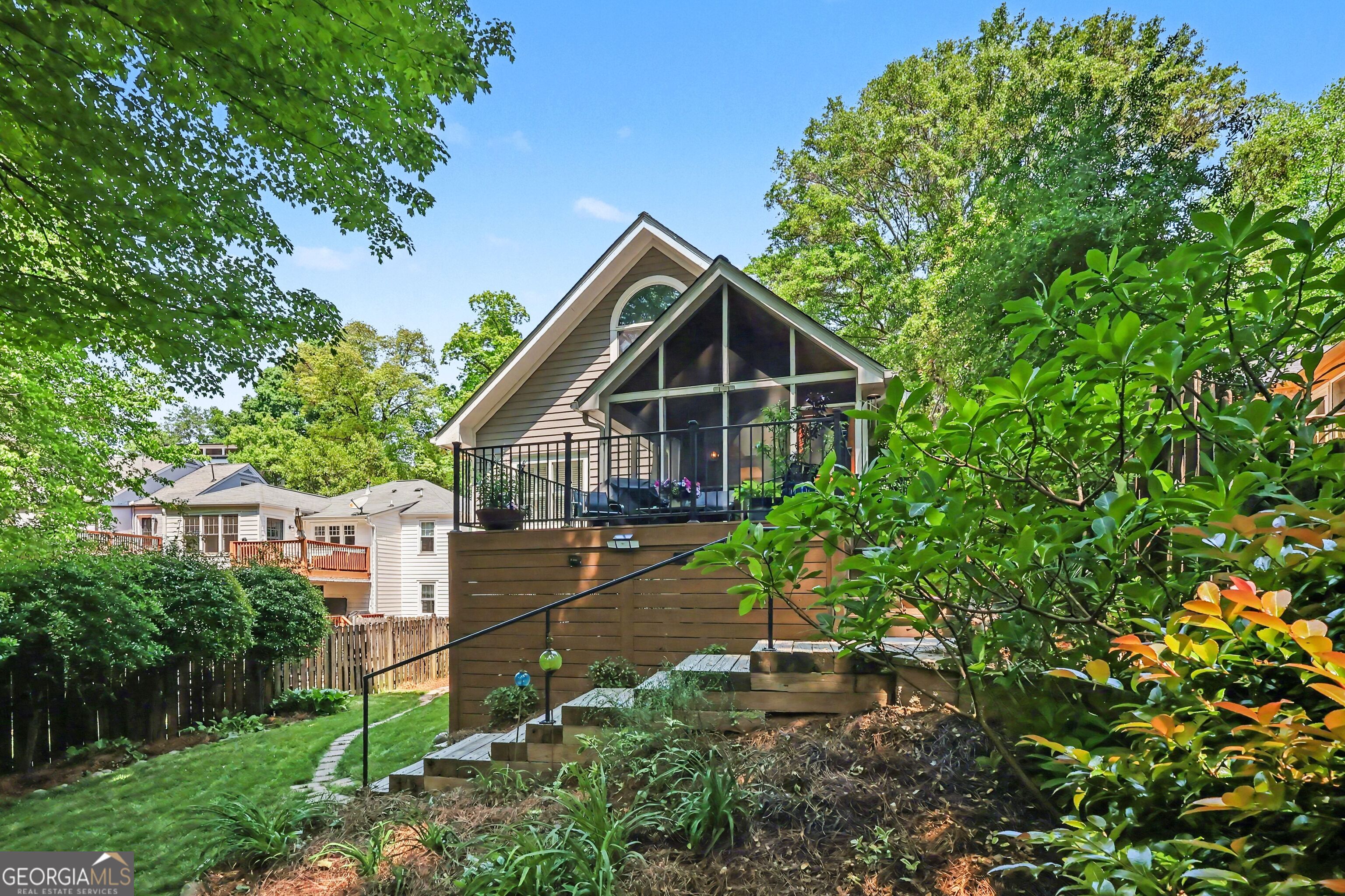 827 Highland Terrace NE Atlanta GA 30306