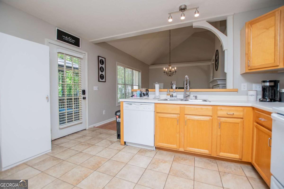 2421 Burnside Place Villa Rica GA 30180