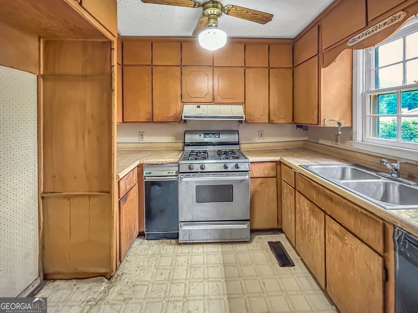 411 Edgewater Circle Macon GA 31220