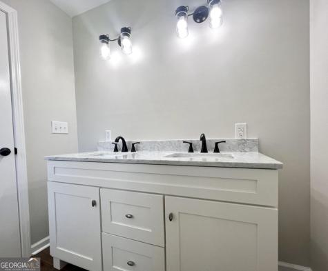 63 Angel Lane Cleveland GA 30528