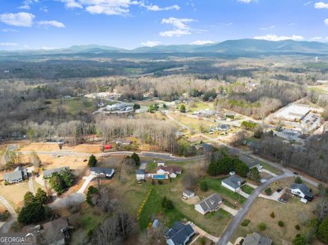 63 Angel Lane Cleveland GA 30528
