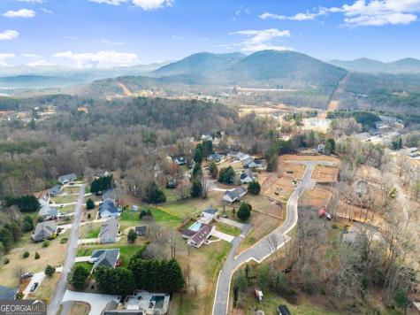 63 Angel Lane Cleveland GA 30528