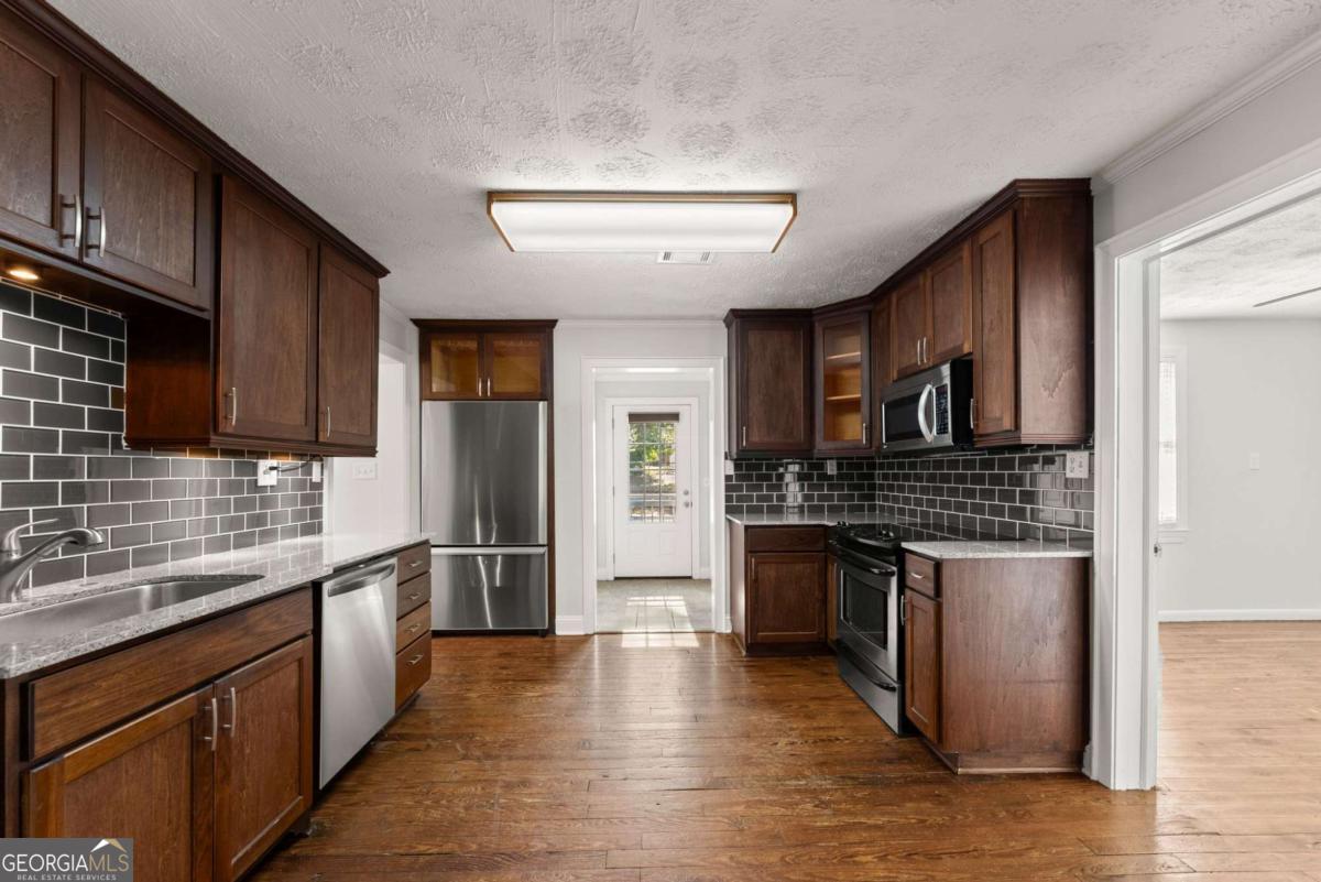 59 W Wright Street Winder GA 30680