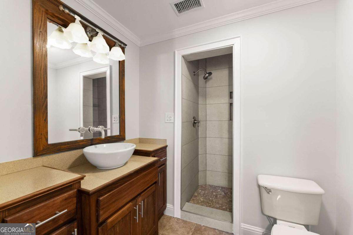 59 W Wright Street Winder GA 30680