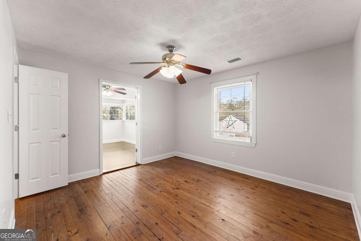 59 W Wright Street Winder GA 30680