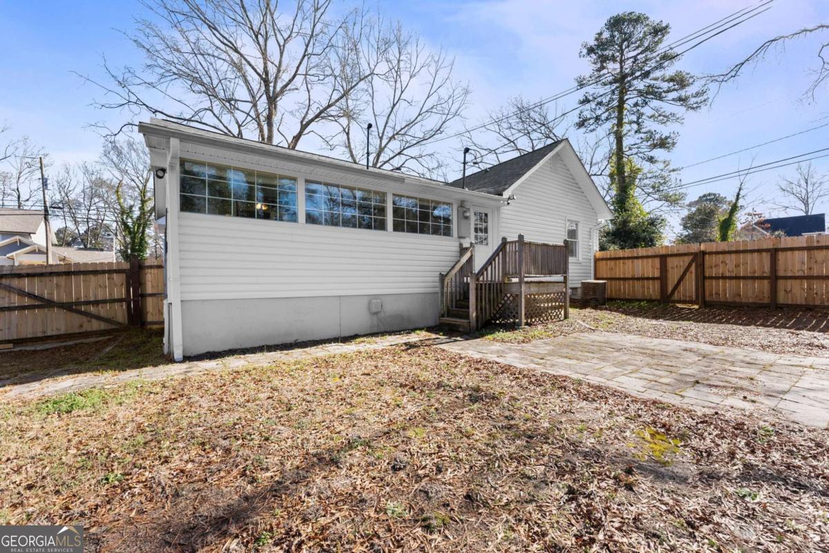 59 W Wright Street Winder GA 30680