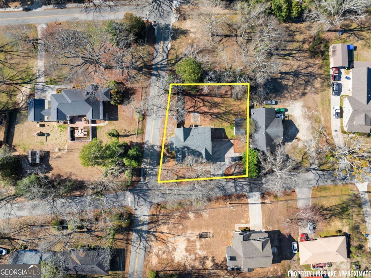 59 W Wright Street Winder GA 30680