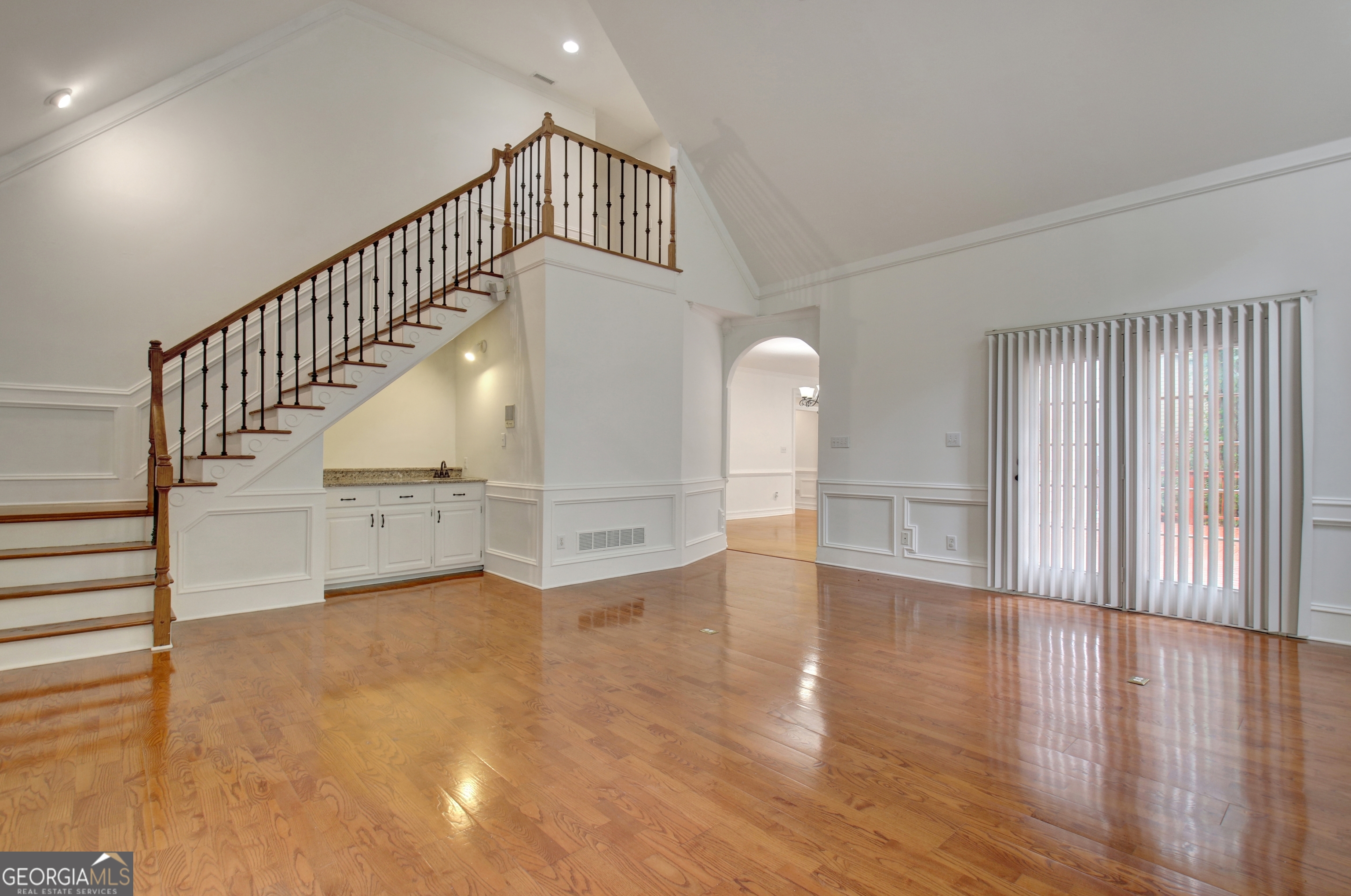 125 Oak Knoll Fayetteville GA 30214
