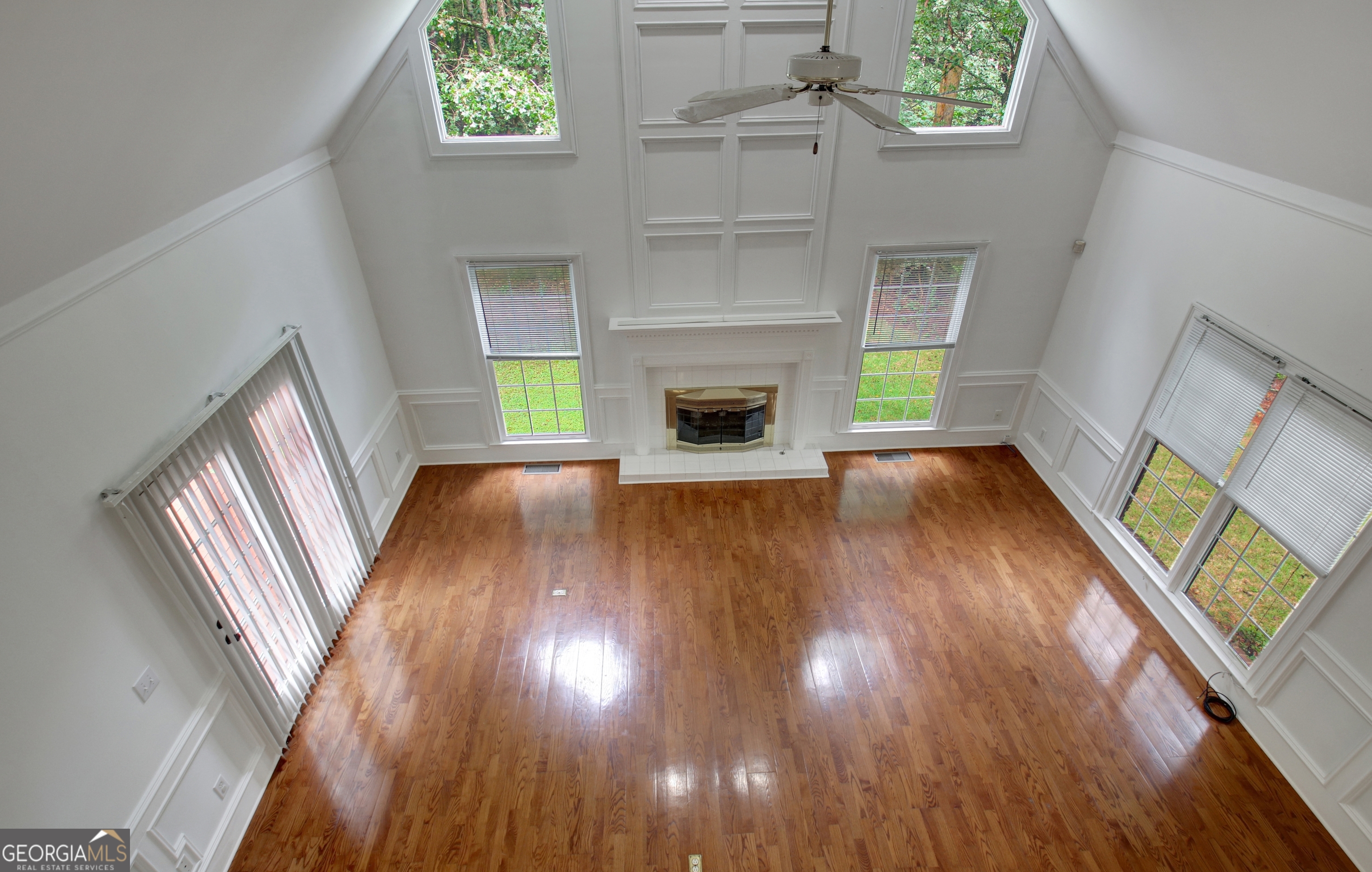 125 Oak Knoll Fayetteville GA 30214